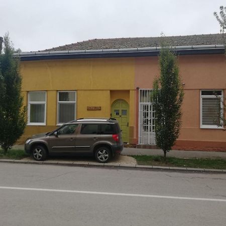 Senta Old Tisa Apartment מראה חיצוני תמונה